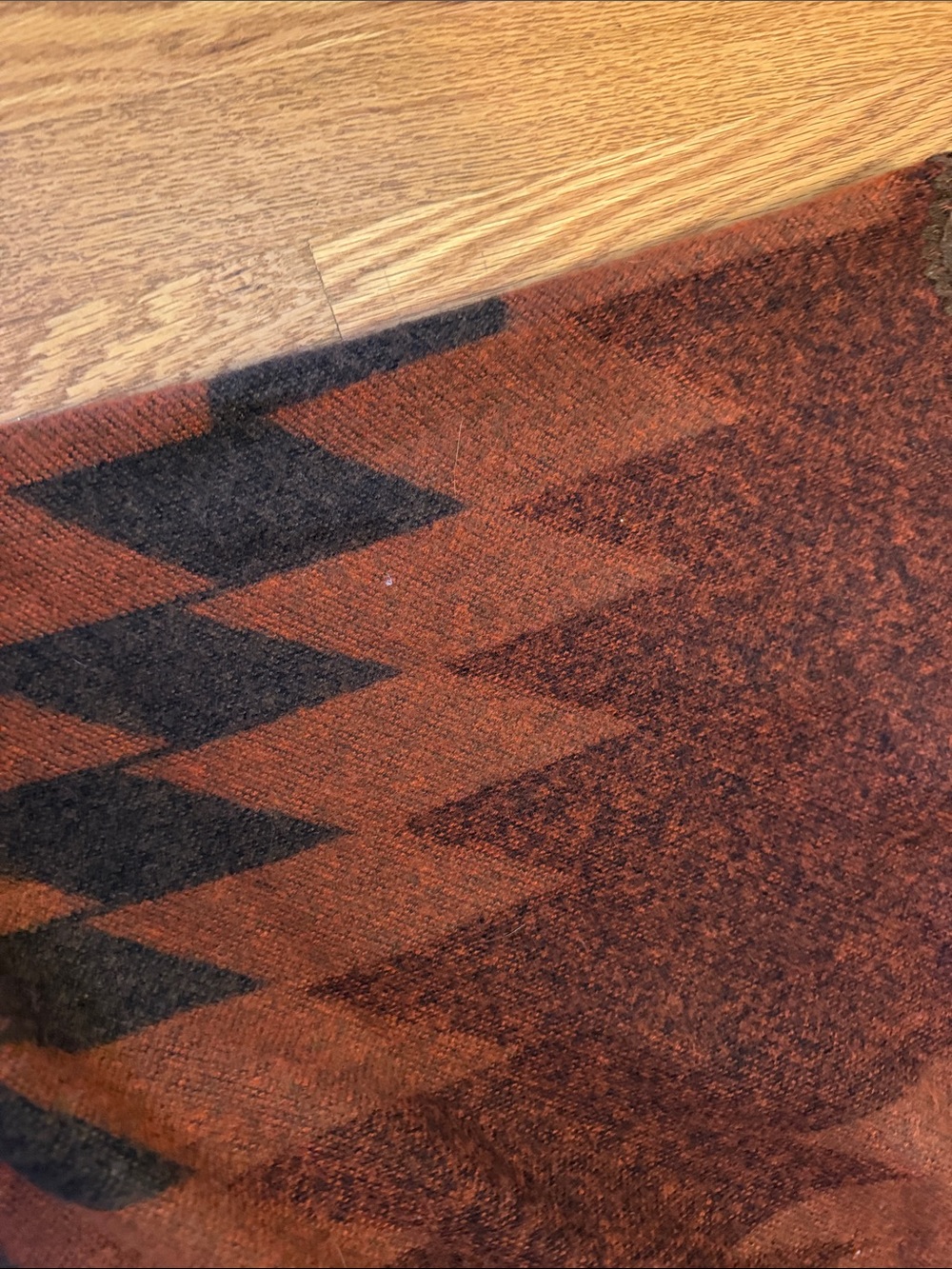 Rust Aztec Pattern Wool poncho- - Picture 3 of 4